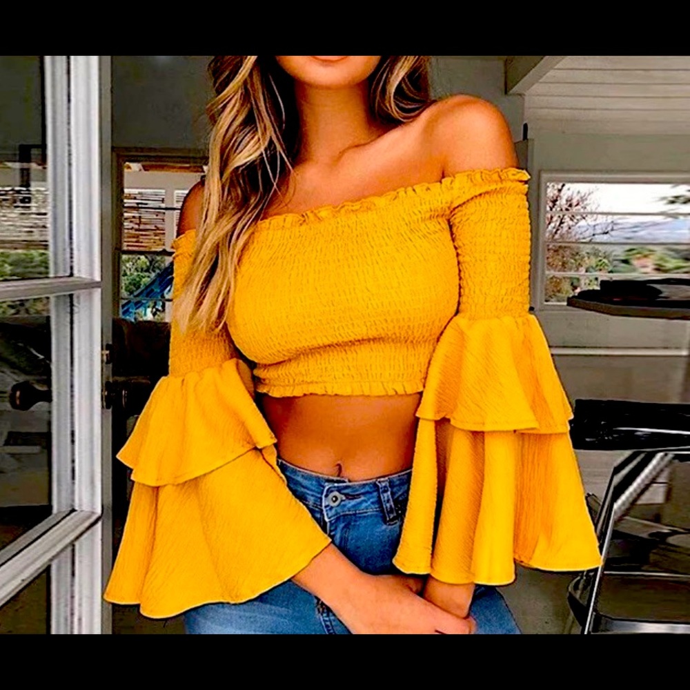 Flared sleeve top